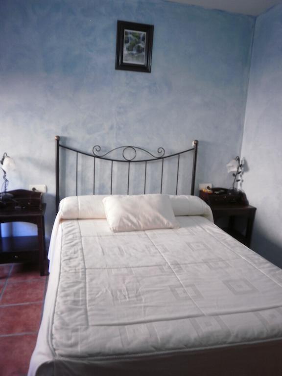 Hostal El Olmo Camarena de la Sierra Zimmer foto