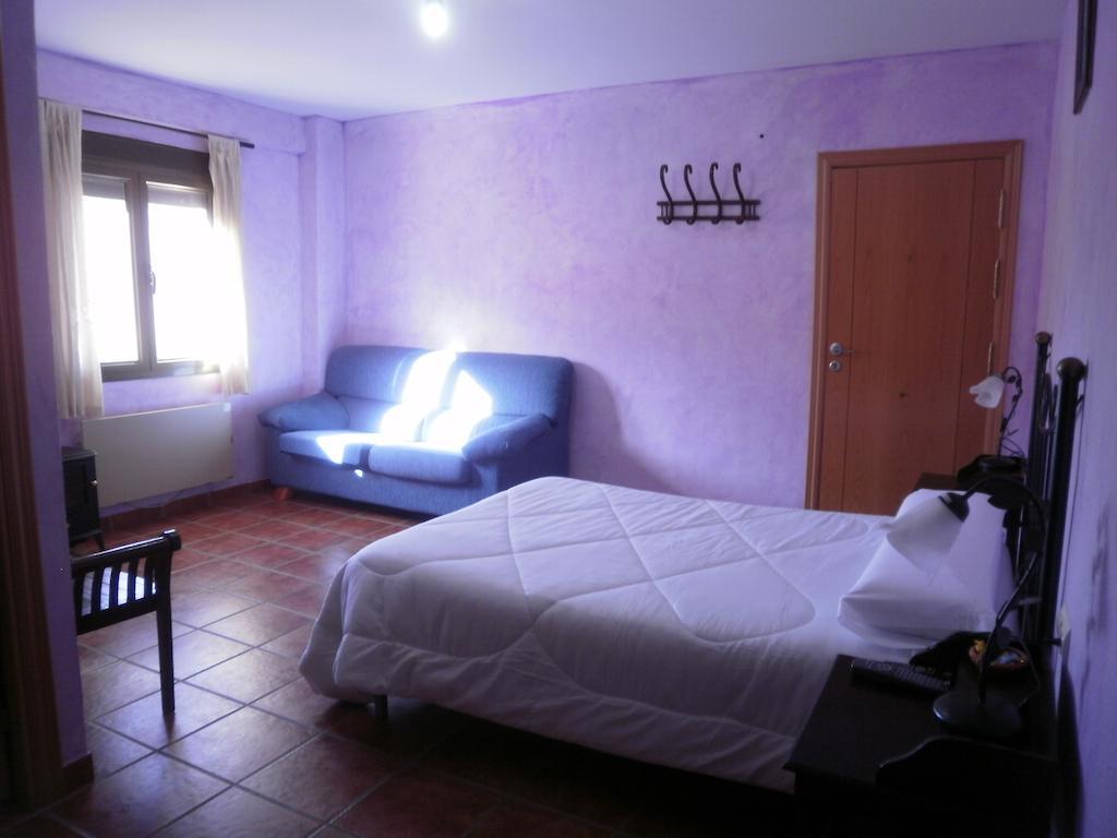 Hostal El Olmo Camarena de la Sierra Zimmer foto